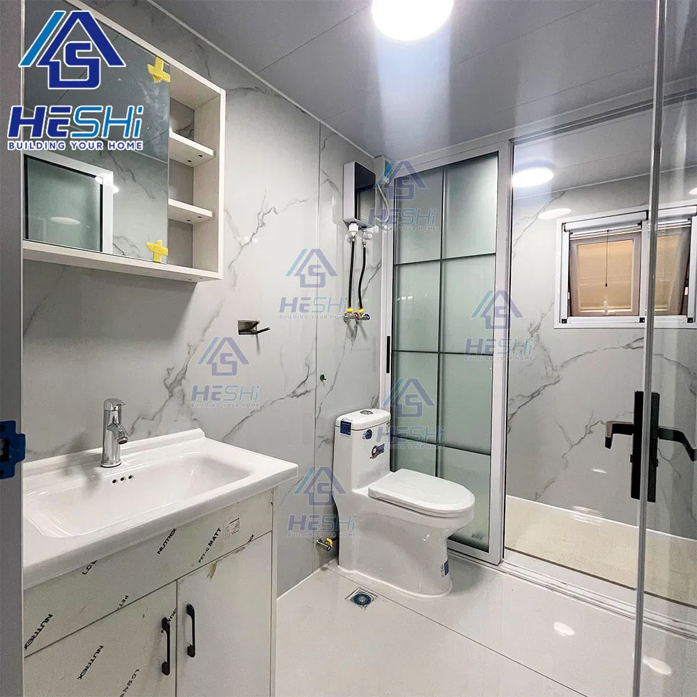 Large Prefab 20FT 40FT Luxury Mobile Home Two Bedroom Prefabricated for Sale Expandable Container House