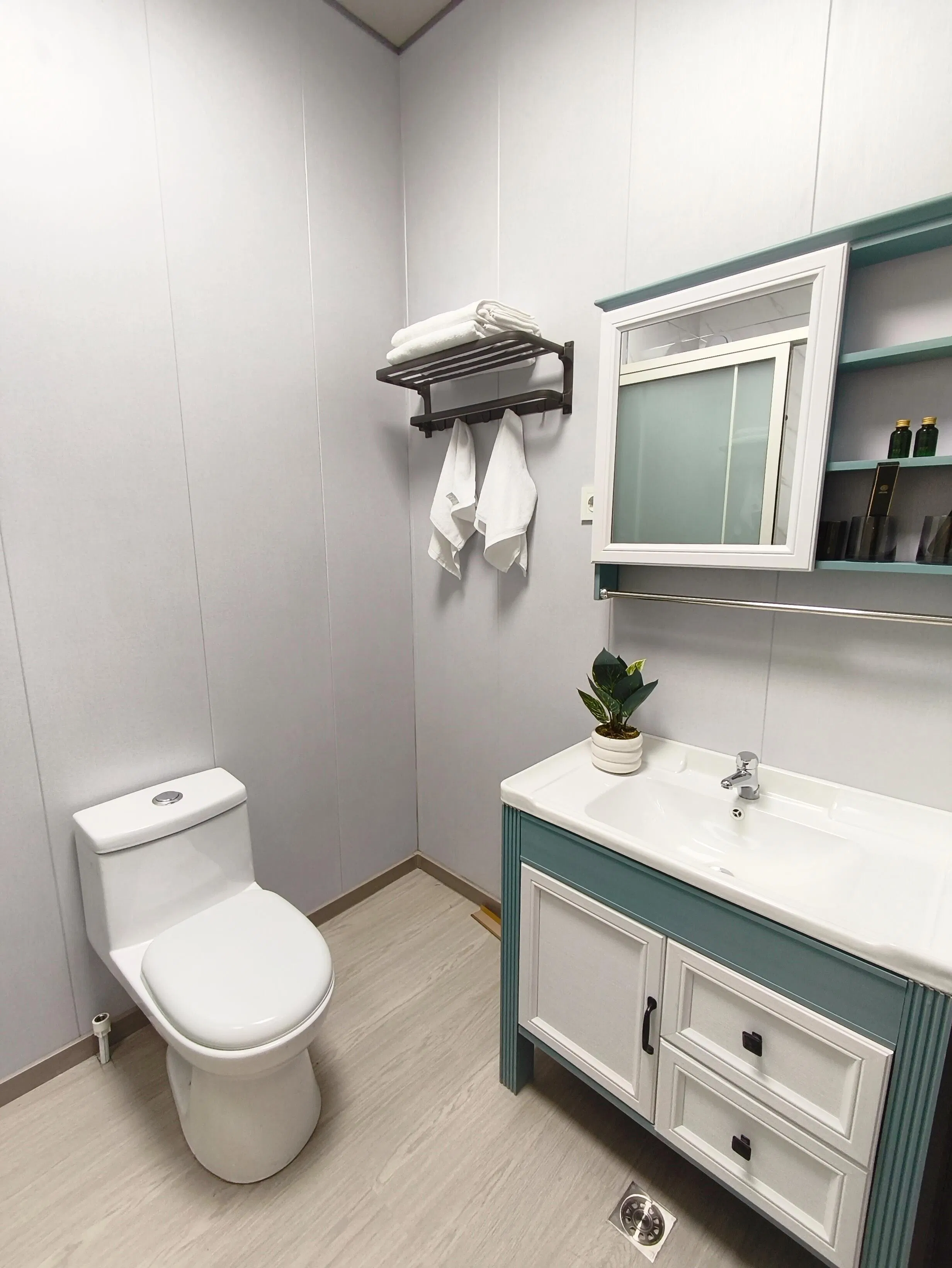 Custom Flat Pack Container Homes Prefab Units for Project Housing &amp; Temporary Office