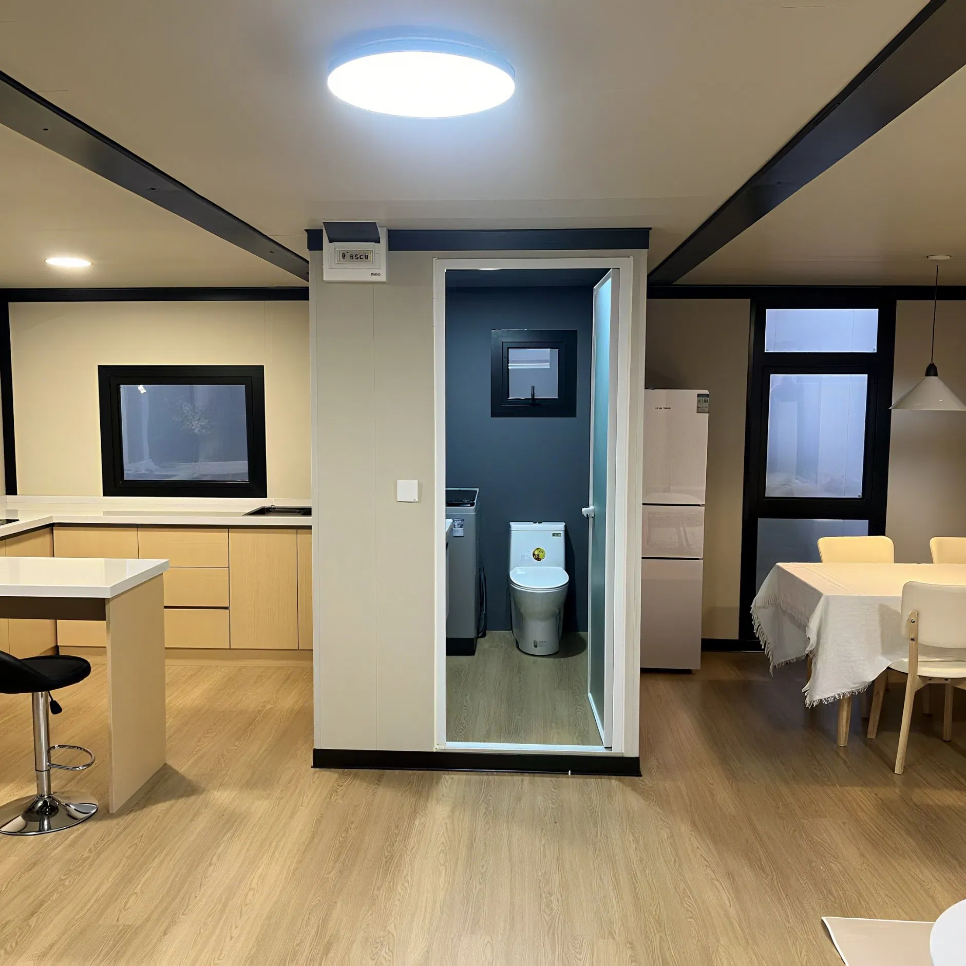 Large Prefab 20FT Building Portable Foldable Tiny Folding Mobile Luxury Expandable Cabin