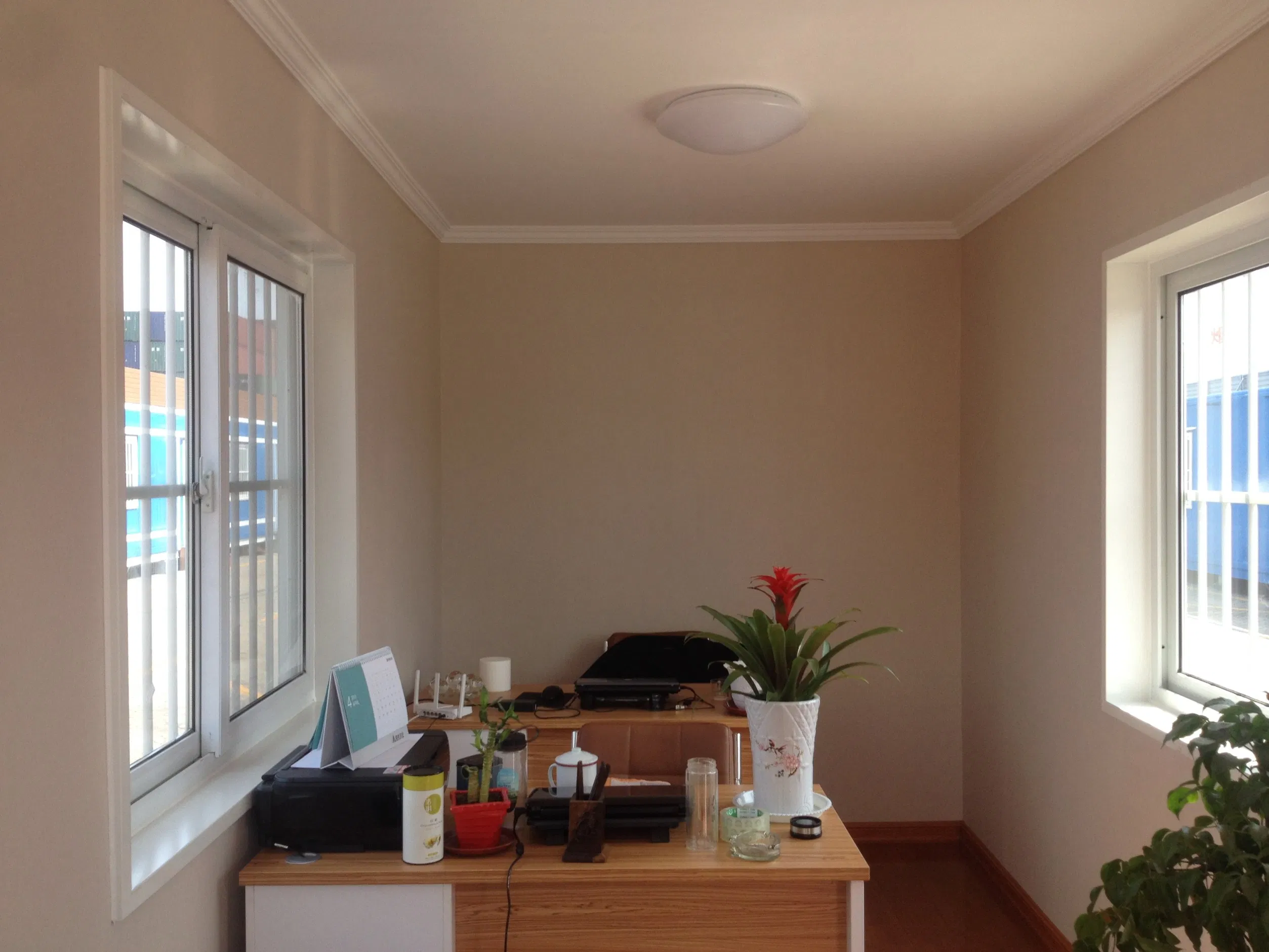 Prefab House Prefabricated Modular Office Steel Structure Container House Mobile Office for Sale