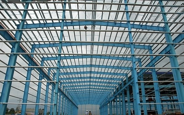 Industrial Prefabricated Steel Structure Construction Building Farm Storage Shed with Foldable Garage