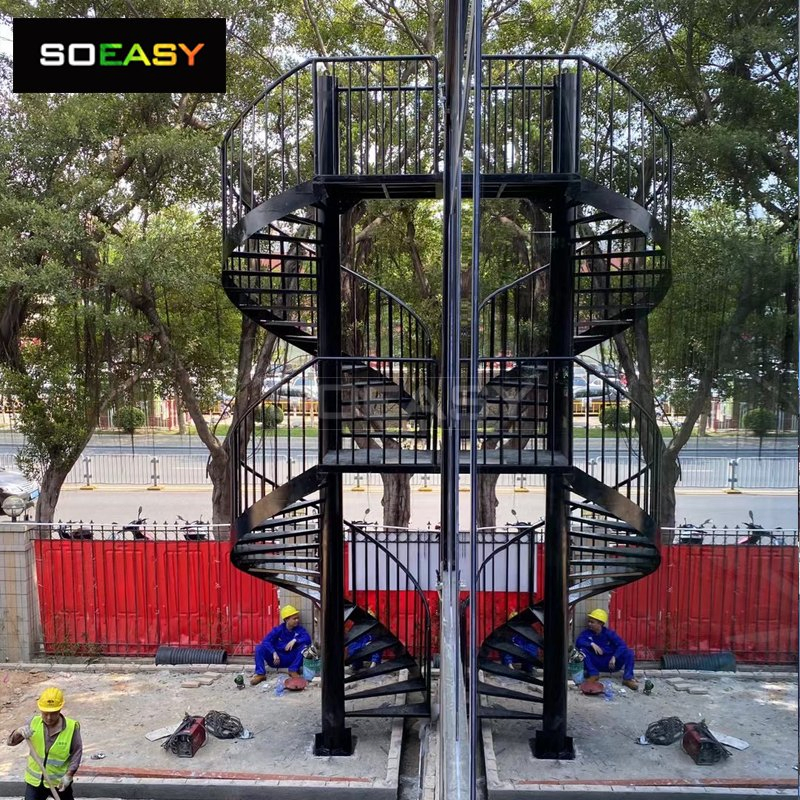 Luxury Glass Wall Flat Pack Container Office Use in Business District