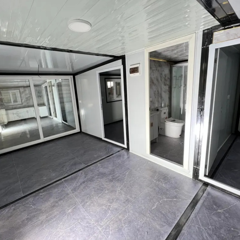 Cheap Ready Made 3 Bedroom Prefabricated House Expandable Container House 1 Bathroom for Home
