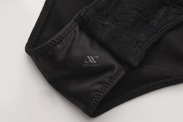 Smooth Silhouette Mesh Detail