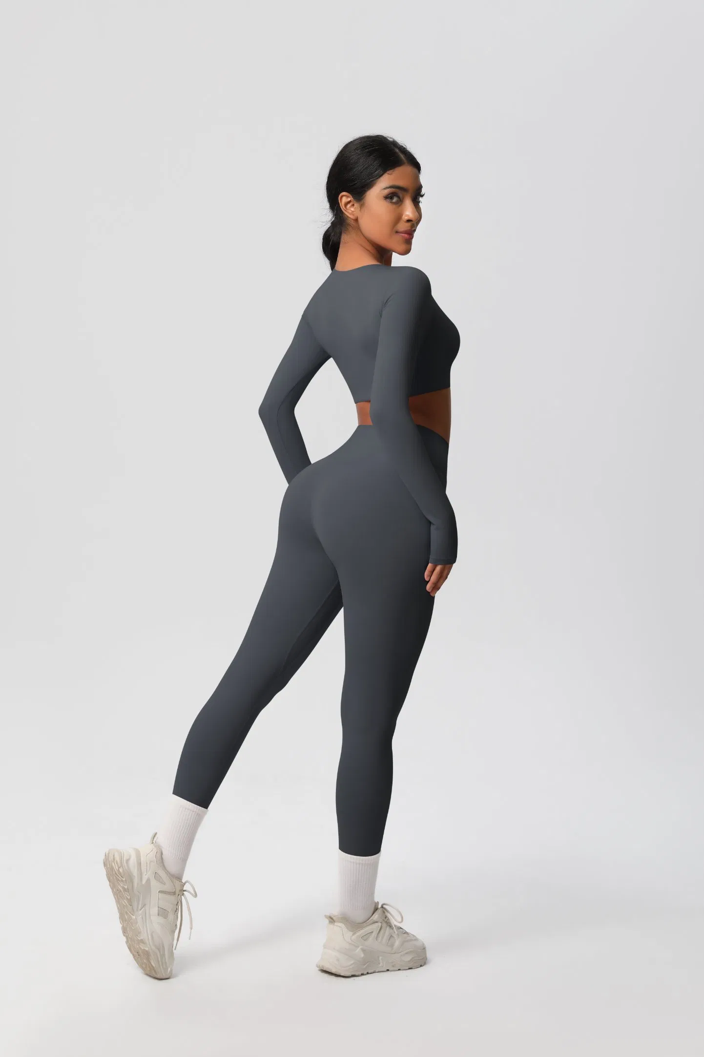 China Factory Sturdy Moisture-Wicking Gym Wear for All Activities