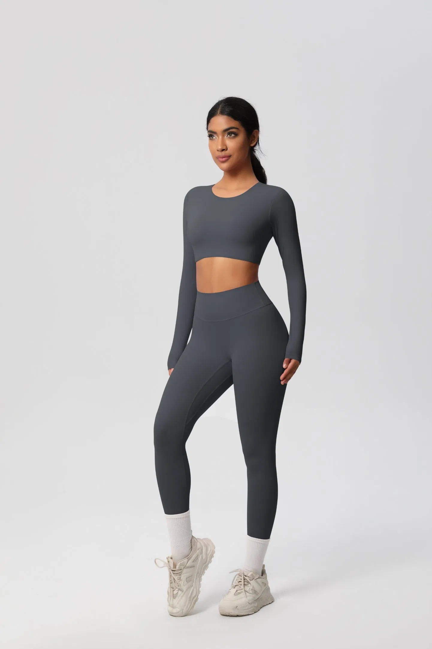 China Factory Sturdy Moisture-Wicking Gym Wear for All Activities