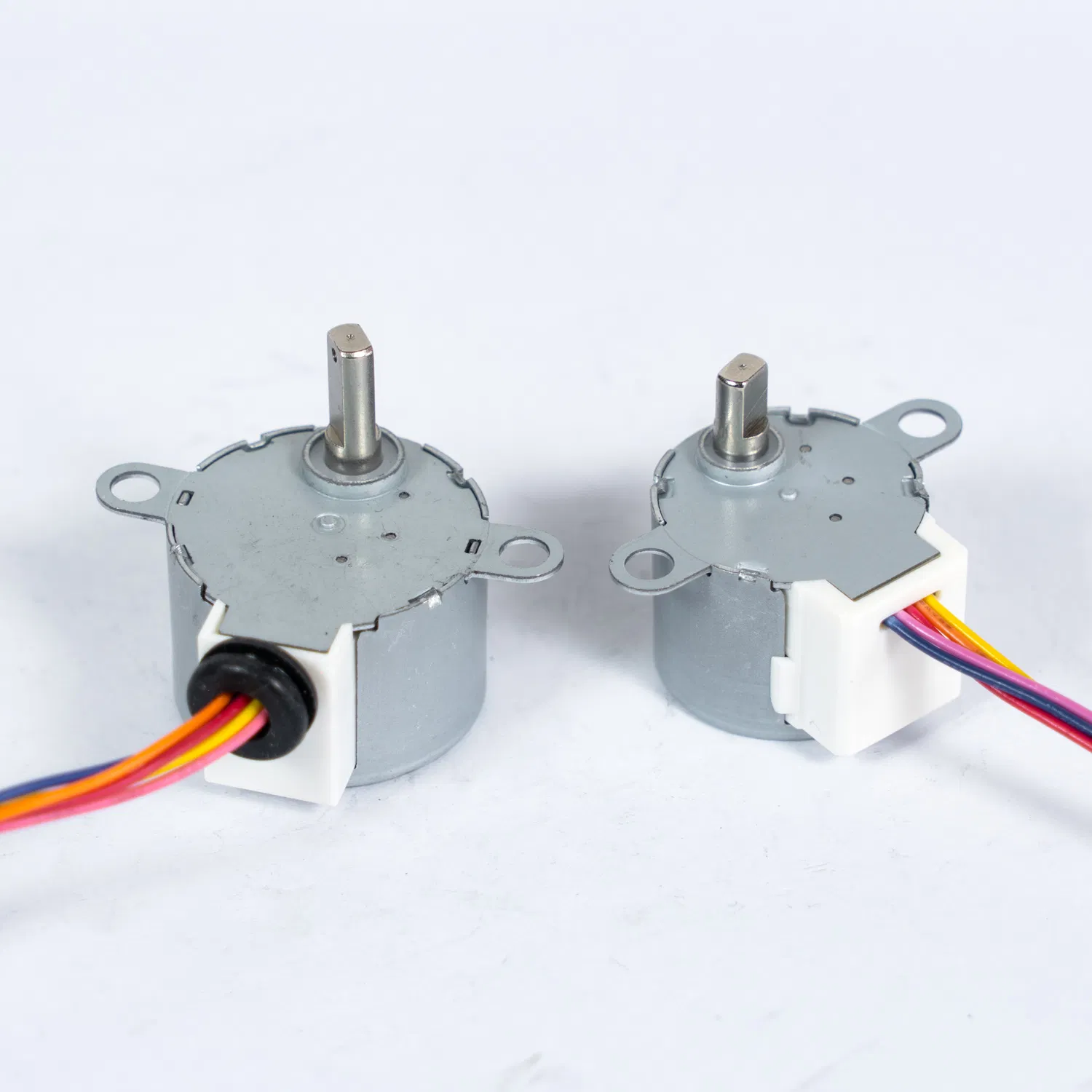 Electric High Torque Linear Stepper Motor for Smart Sanitary Machine