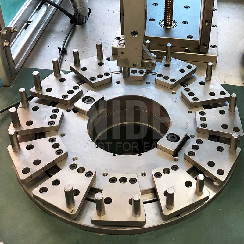 Linear-Motion Specialized Brushless Motor for Precision Control