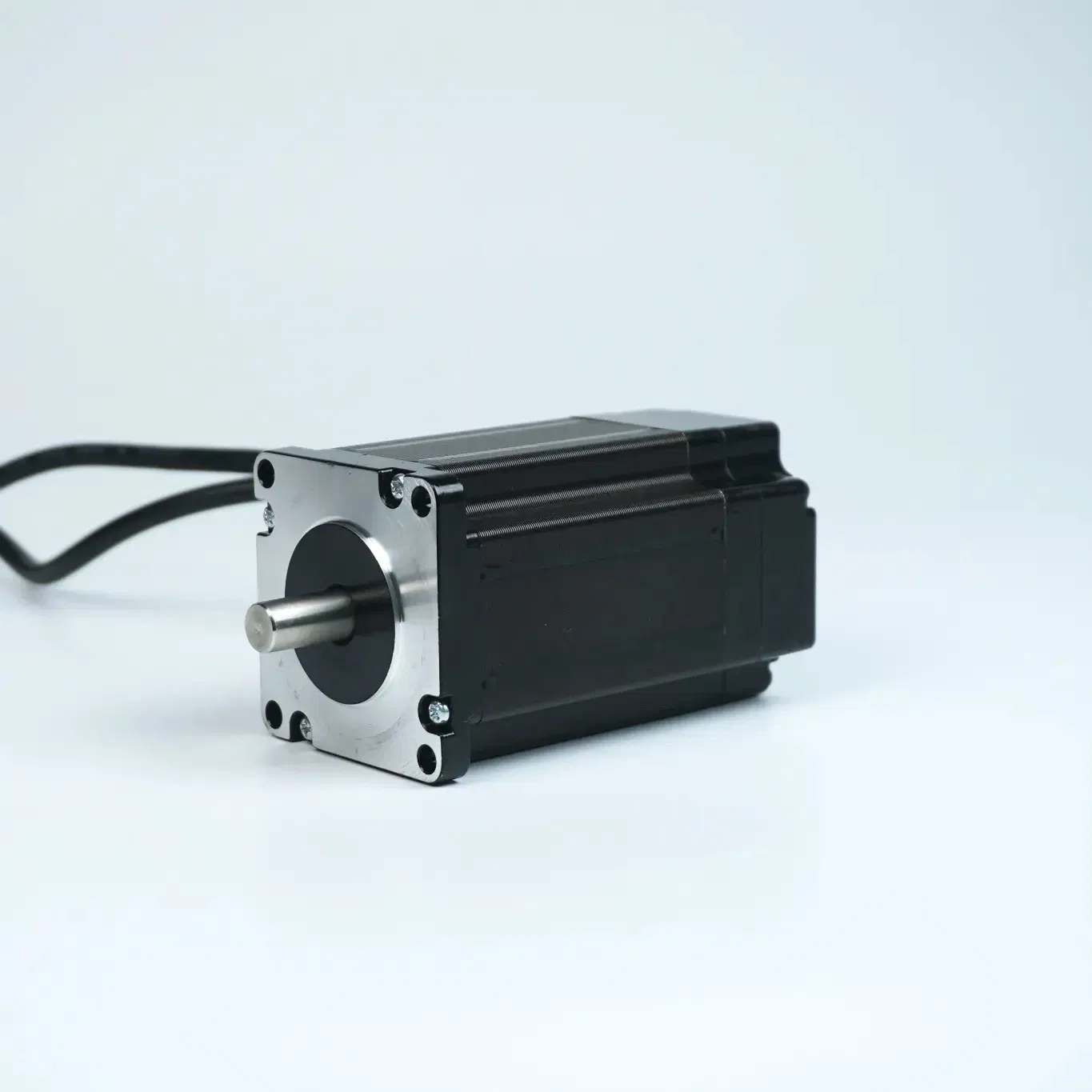 Integrated 1000-Line Encoder, Customizable High-Precision Two-Phase Hybrid Closed-Loop Stepper Servo Motor for Textile Looms