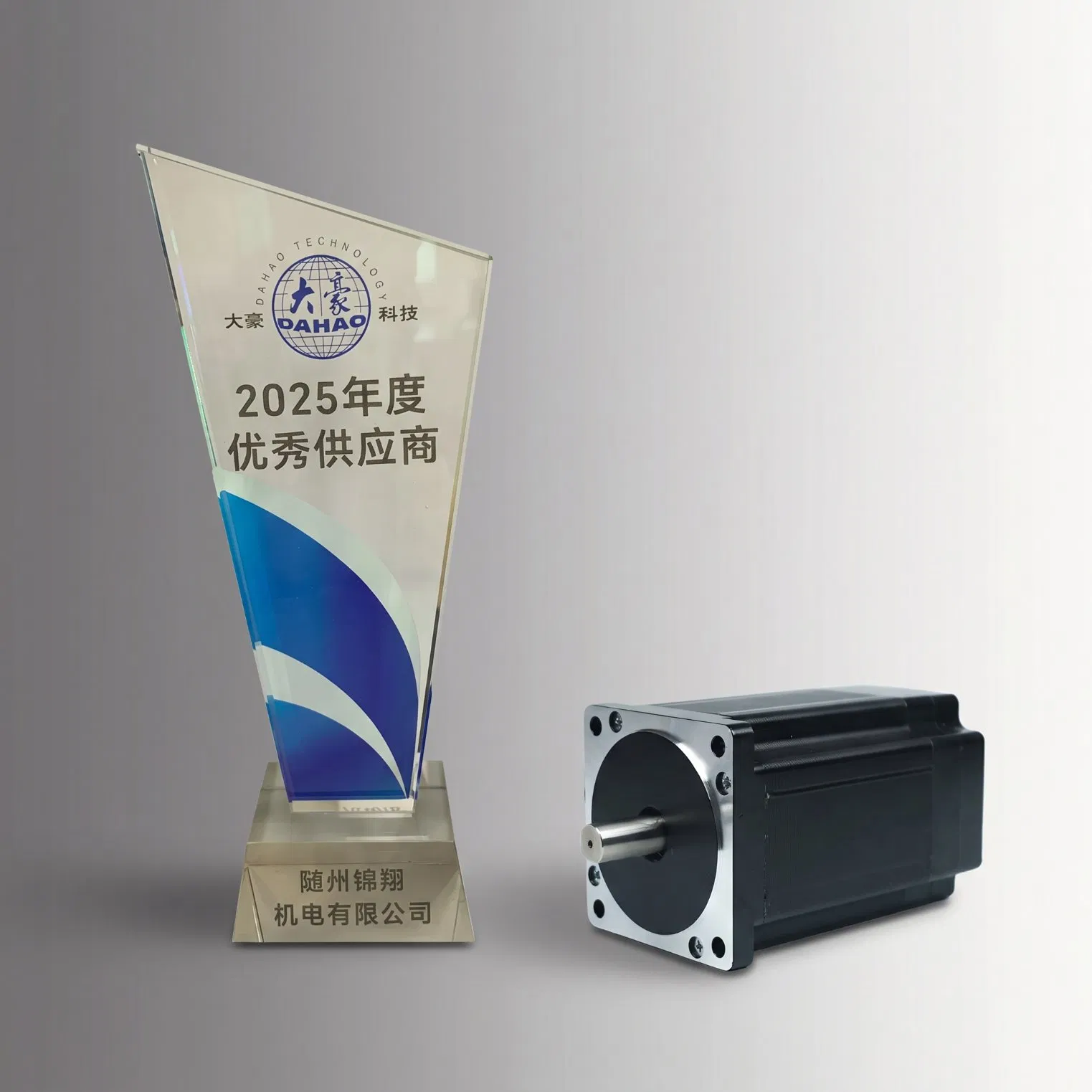 Low-Vibration High-Precision Hybrid Stepper Servo Motor for Embroidery Machines