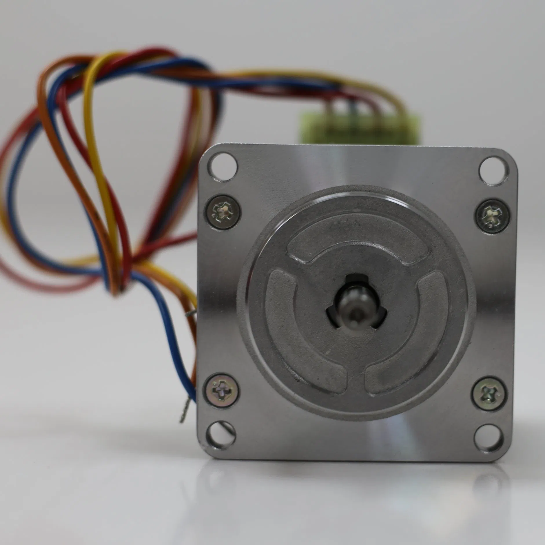 24VDC NEMA23 SANYO Denki Hybrid Stepper Motor 103h7123/5640