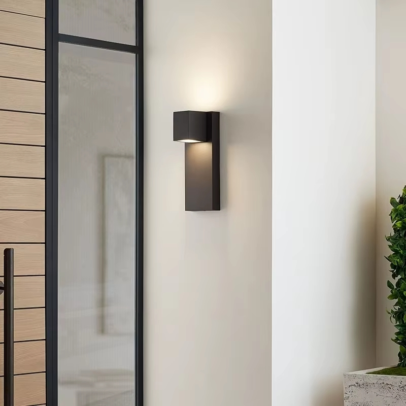 Hotel Lighting Solutions Hospitality Outdoor Exterior Waterproof Anti Rust Wall Sconce with Integrated LED Downlight