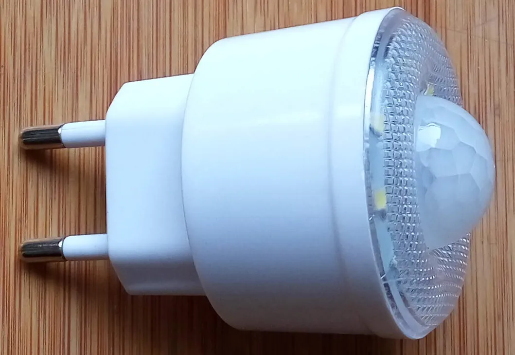 Smart LED Bulb 6