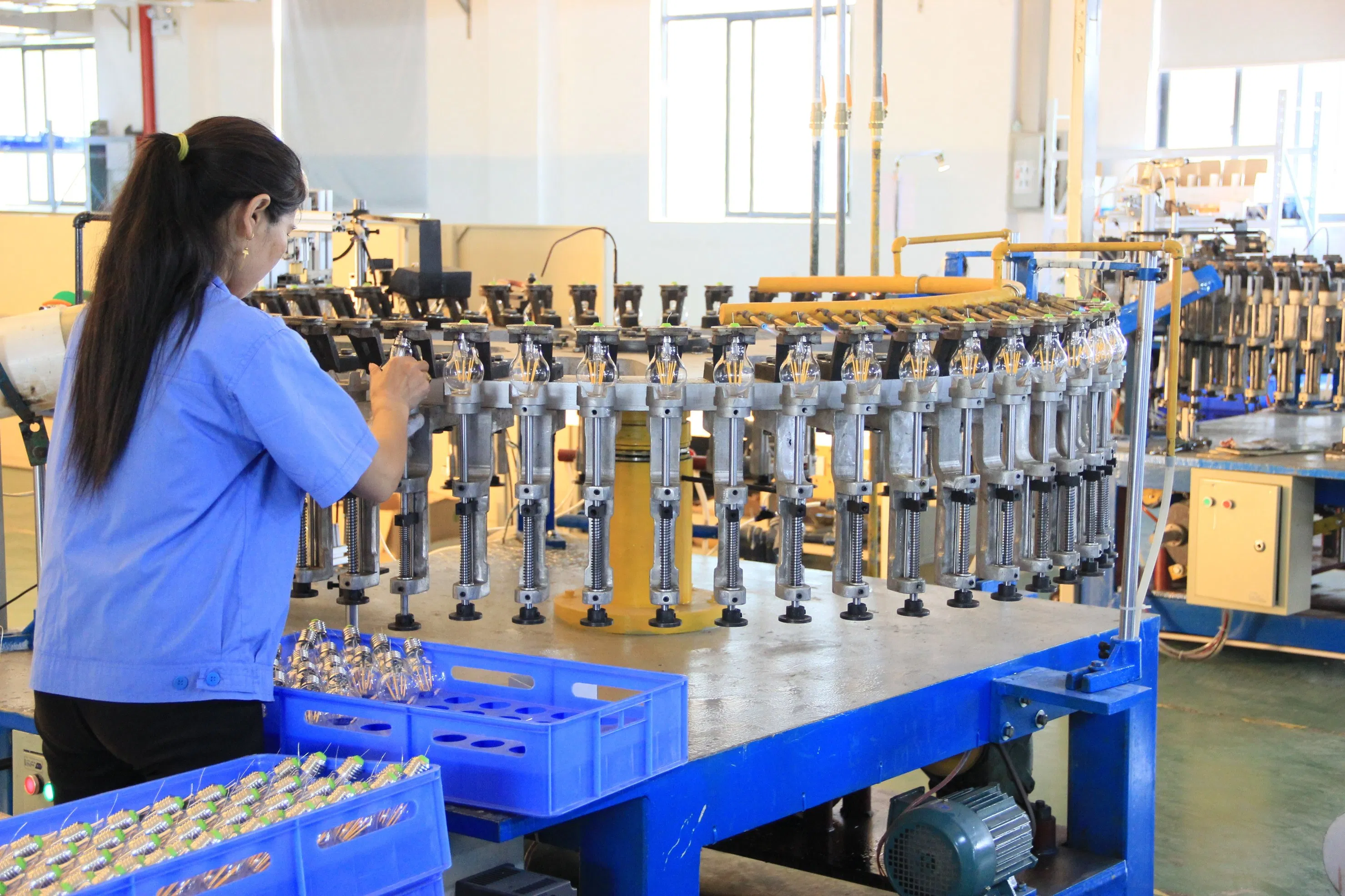 A60 Amber Vintage Edison Bulbs 4W 2200K Non-Dimmable LED Filament Bulbs