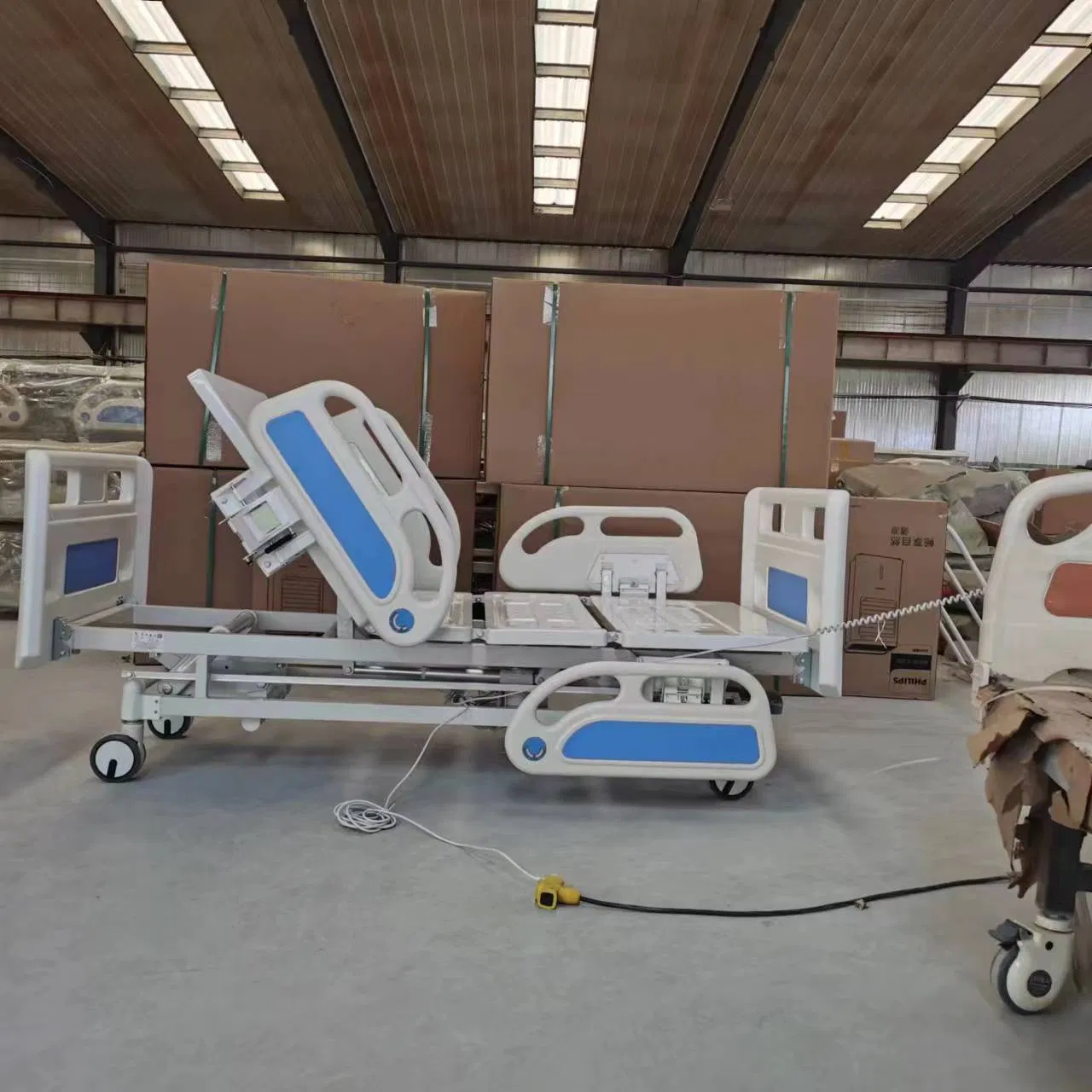 3 Function Electric Hospital Bed for Ward, Clinic and Home Care