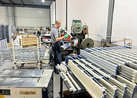 Medical stretcher and transport trolley — Reef Medical