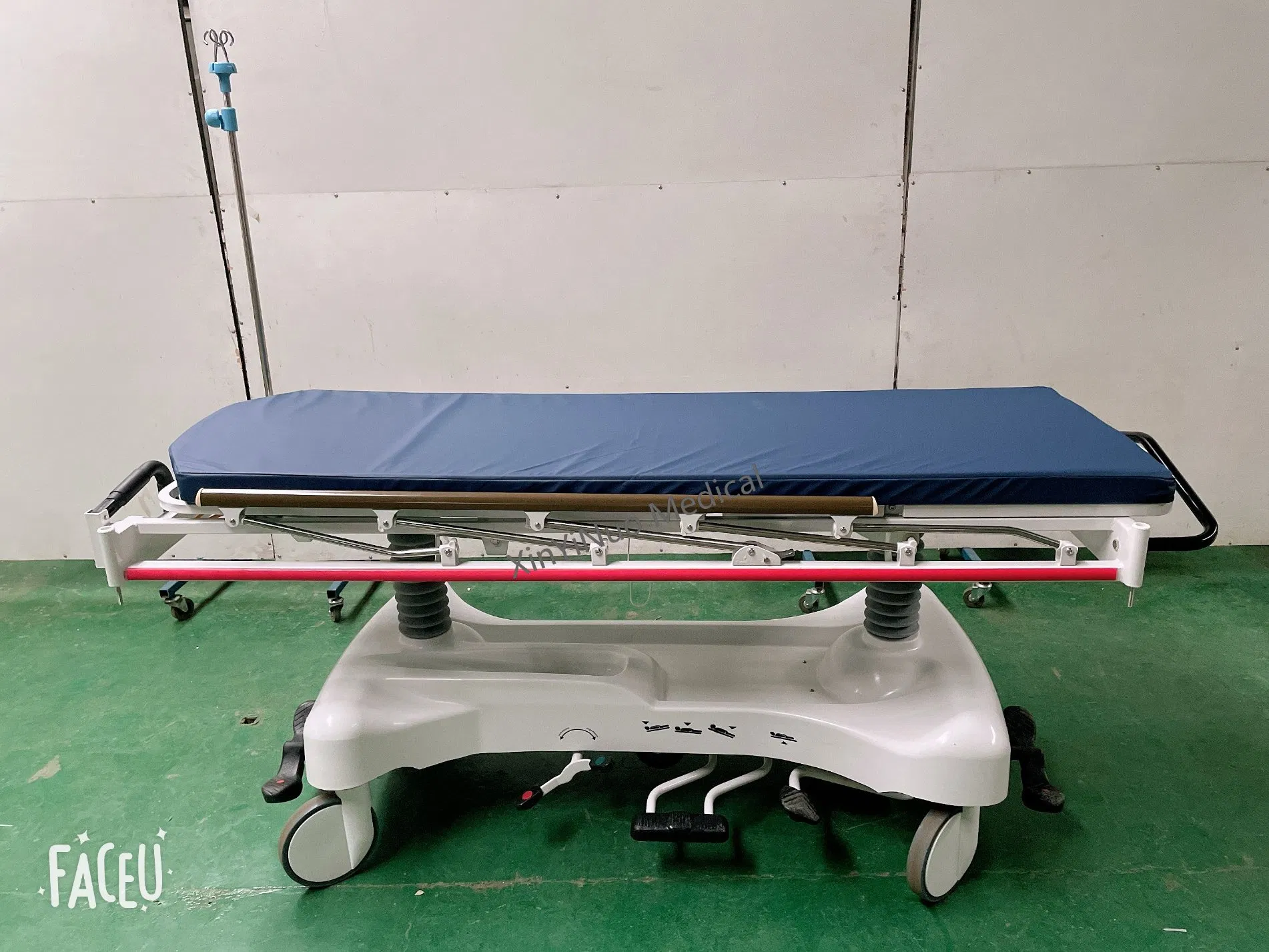 Luxury Hydraulic Hospital Plastic Transport Stretcher Trolley Medical Supply Emergency Room Beds