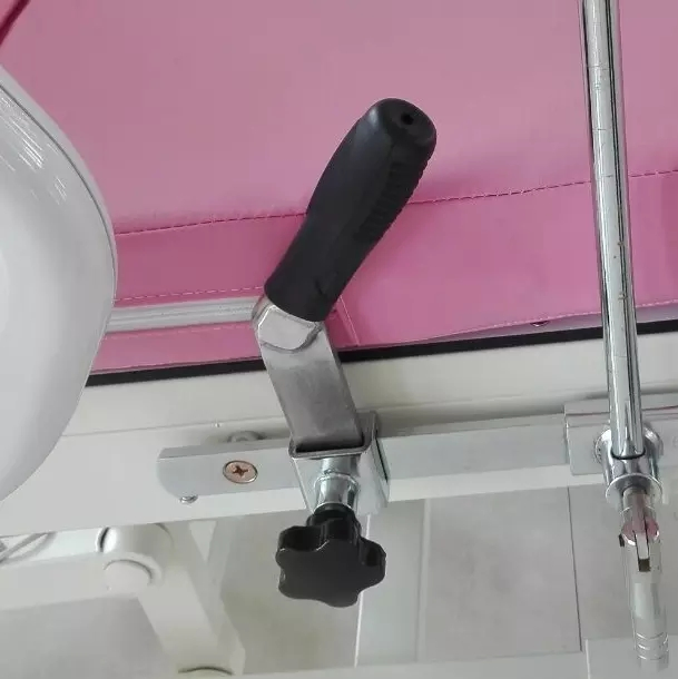 Discount Single Hospital Bed Electrical Obstetric Delivery Bed