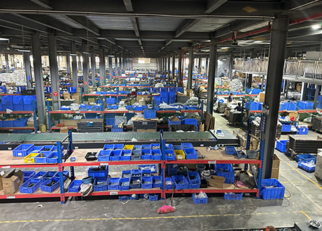 Electric hospital bed with adjustable backrest and side rails — Reef Medical