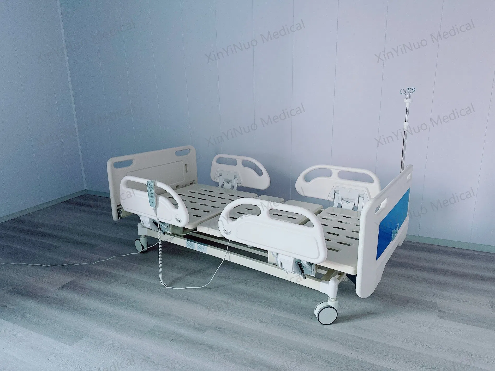 Multi-Function Adjustable ICU Bed with CPR Function Electric Patient Hospital Bed