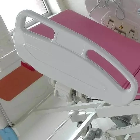 Discount Single Hospital Bed Electrical Obstetric Delivery Bed