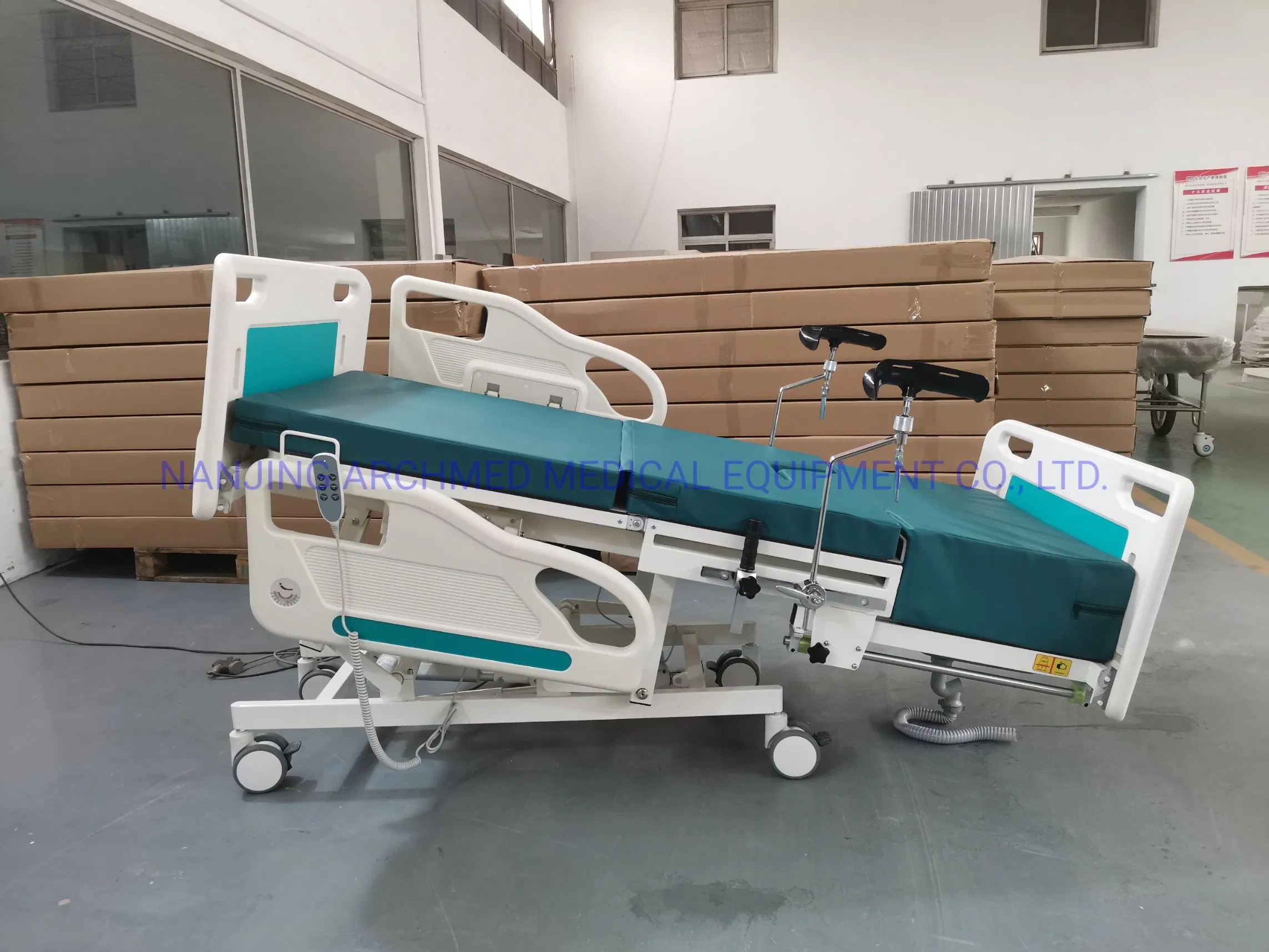 Hospital Furniture Four Functions Electrical Delivery Examination Adjustable Hospital Bed Gynecology Chair with IV Pole