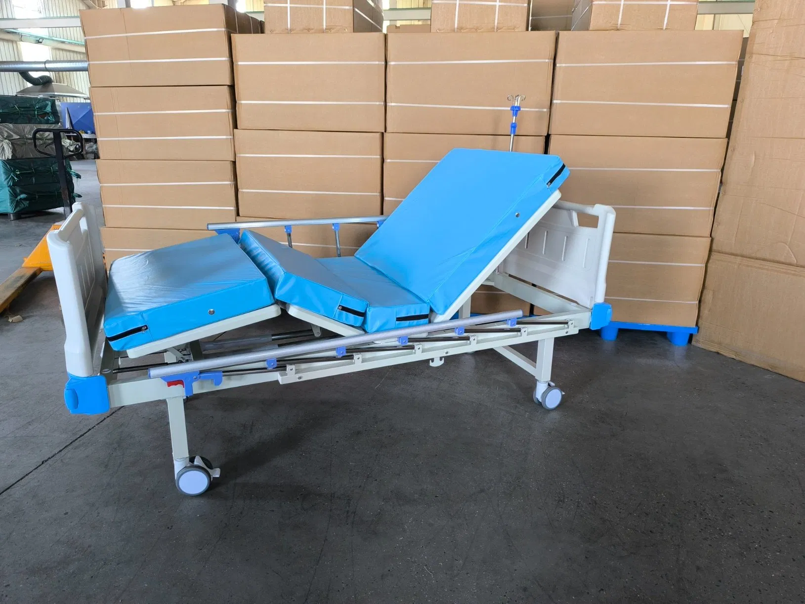 Five-Function Heavy Loading Hospital Home Care Stretcher Nursing Bed with Cheap Price Bme002