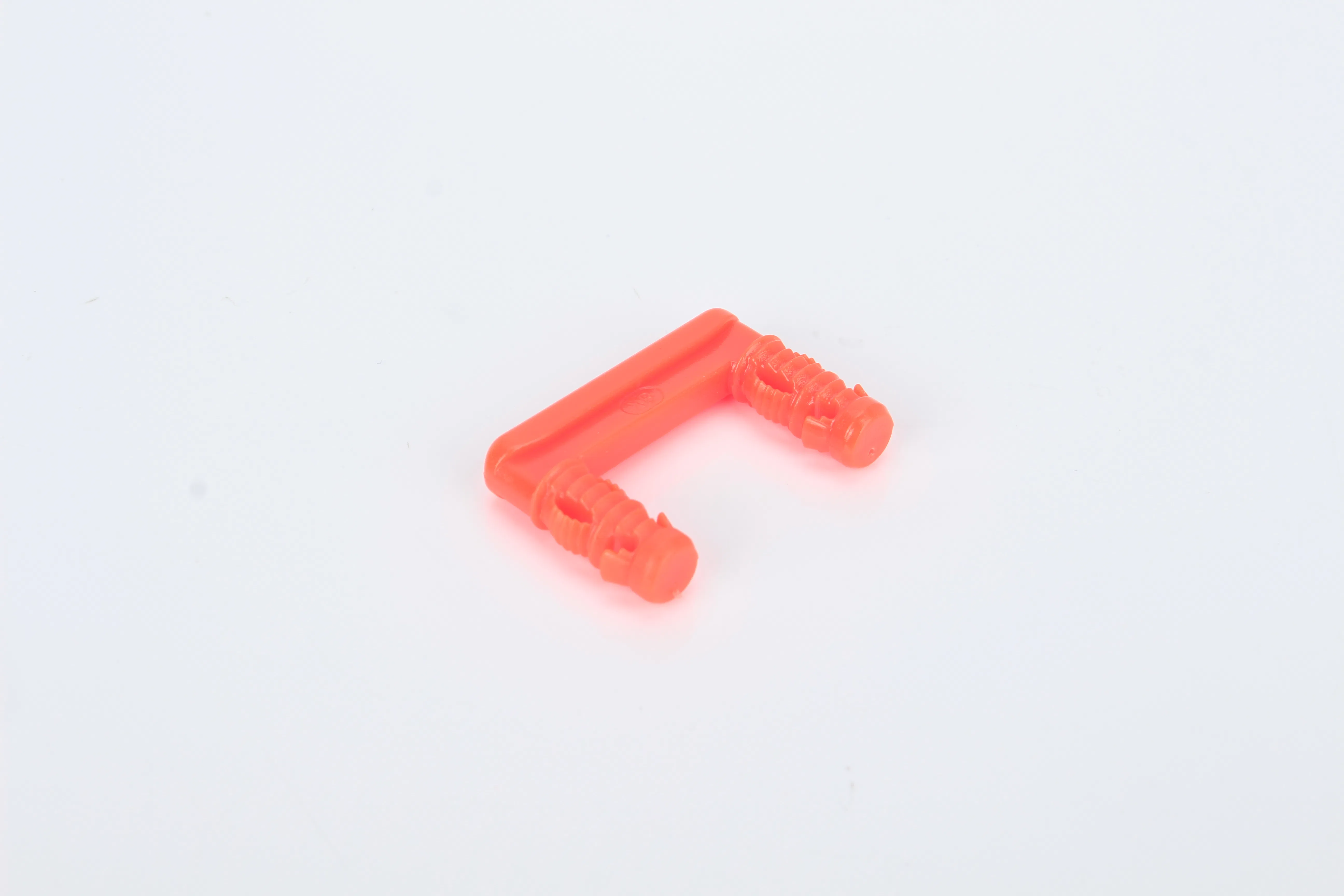 Plastic Inserted Perno Minifix Connector
