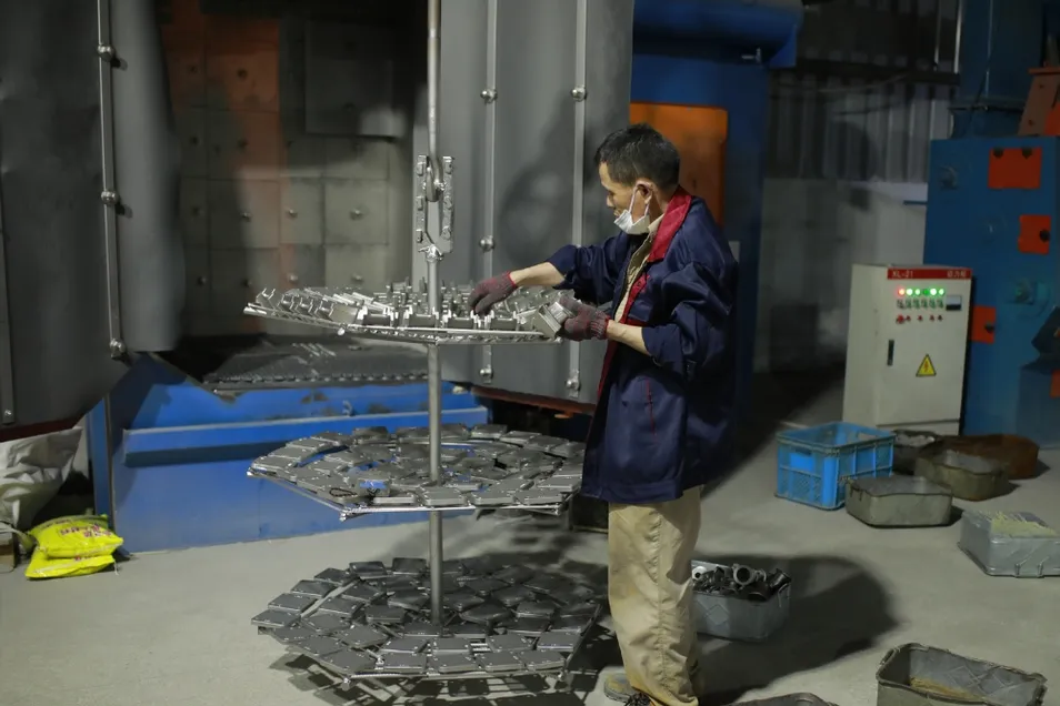 Heat Treatment & Surface Finishing