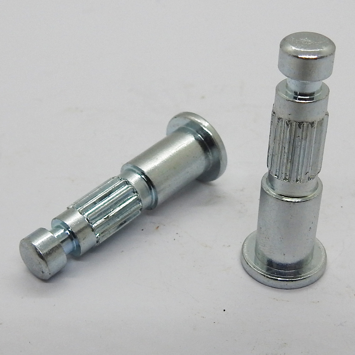 High Quality Precision Cold Forged Zinc Alloy Metal Fasteners for Furniture Wood Connections Forged Through Cold Heading