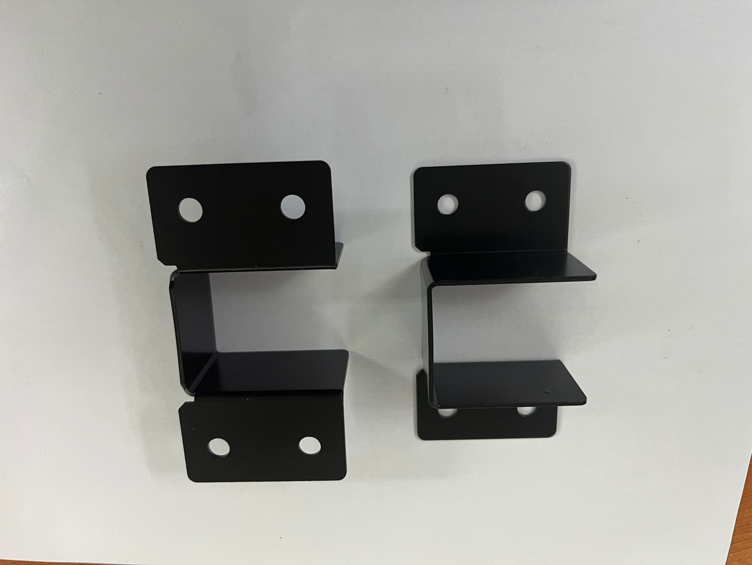 Heavy-Duty Black Bed Frame Bracket Adapter U-Shaped Headboard Hardware Stamped Bed Railing Accessories