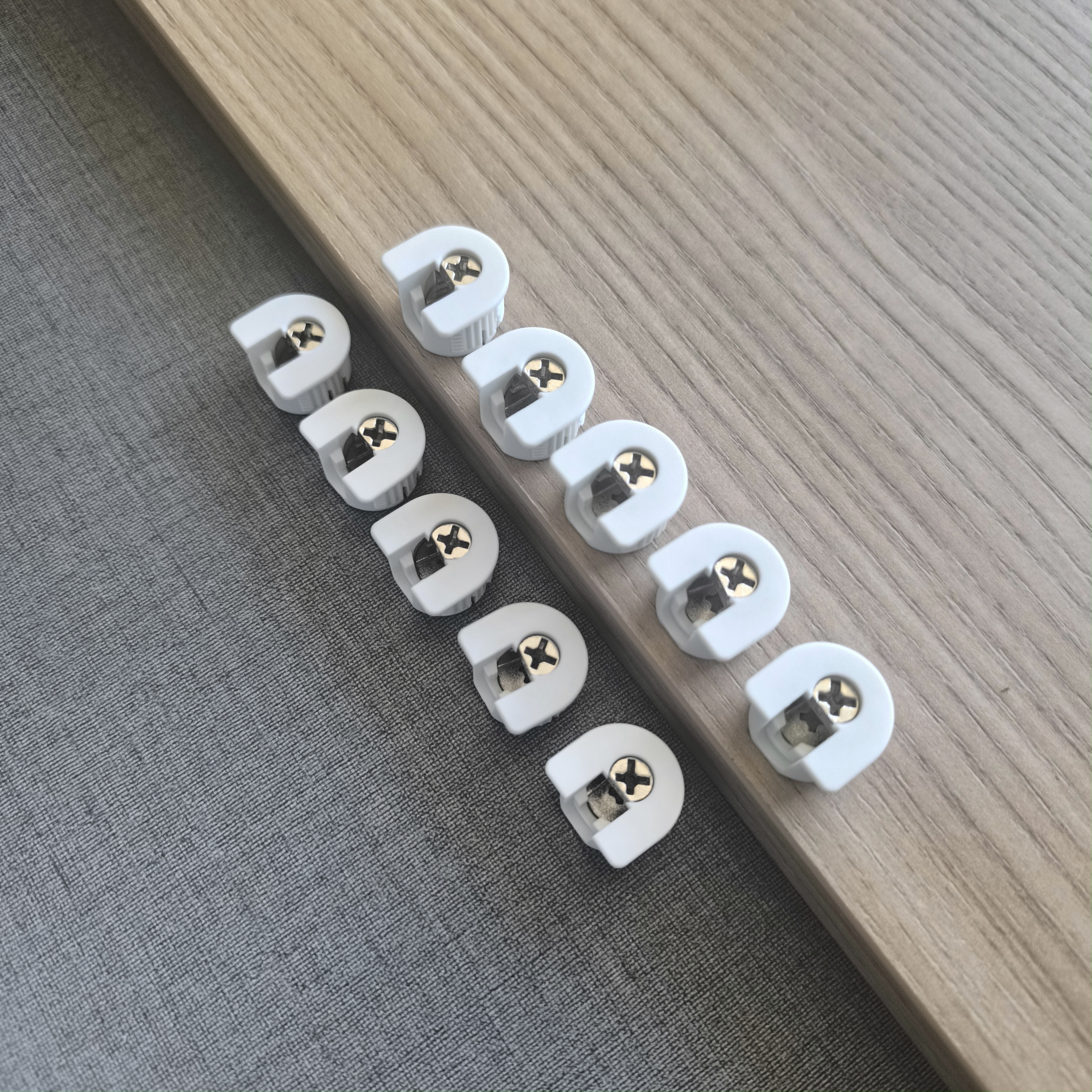 GQK High Quality Plastic 3-in-1 Cabinet &amp; Wardrobe Shelf Support Rafix Connector Furniture Connecting Fitting
