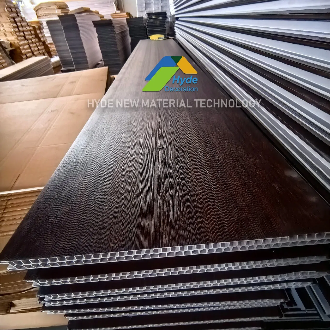 High Quality 400X26mm Hollow PVC Interior Decorative Wall Partition Panel for Hotel House Office