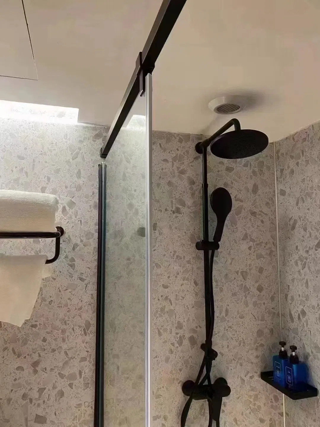 Factory Wholesale Price Waterproof Spc Wall Panels 600*4 for Modern Bathroom Designs