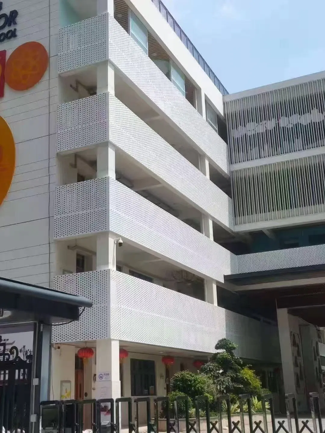 Metal Insulation Wall Cladding Aluminum Facade Perforated Panel Curtain Wall Facade System