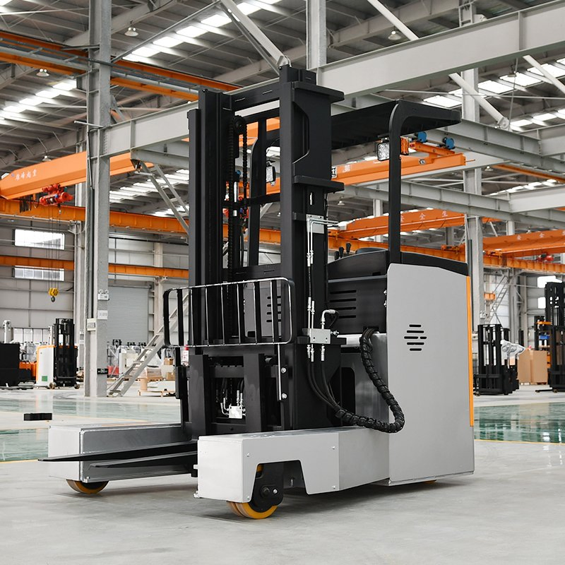 Warehouse Factory 1.5 Ton 2 Ton 3m 3.5m Lifting Height Self Loading Automatic Industrial Electric Four-Way Reach Forklift Stacker for Long Material Handling