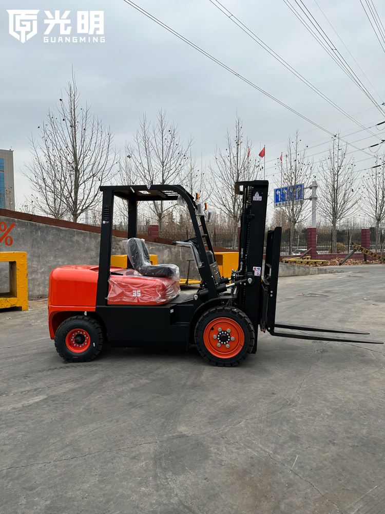 3000~5000mm New Gmforklift Container 3763/2693X1225X2090 China Sideloader Forklift Fork Lift