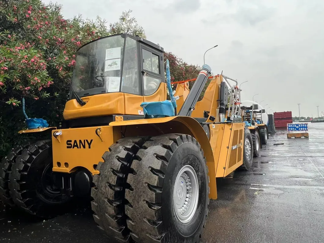 Container Reach Stacker 2