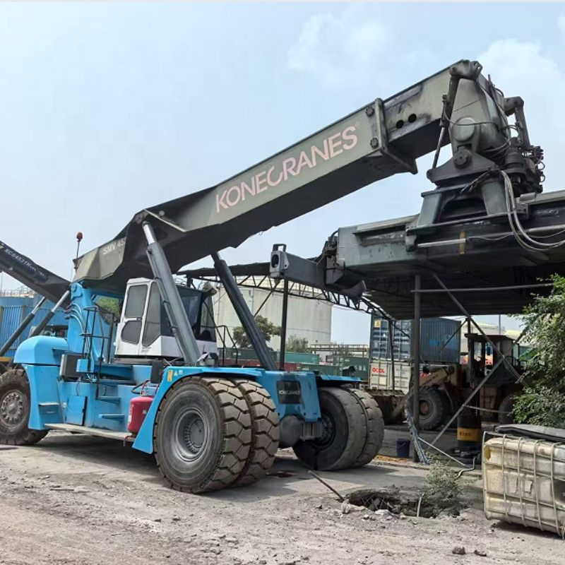 Second Hand Container Handling Equipment Good Condition Used Konecranes 45ton Reach Stacker Smv 4531 Tb5 for Sale at Low Price