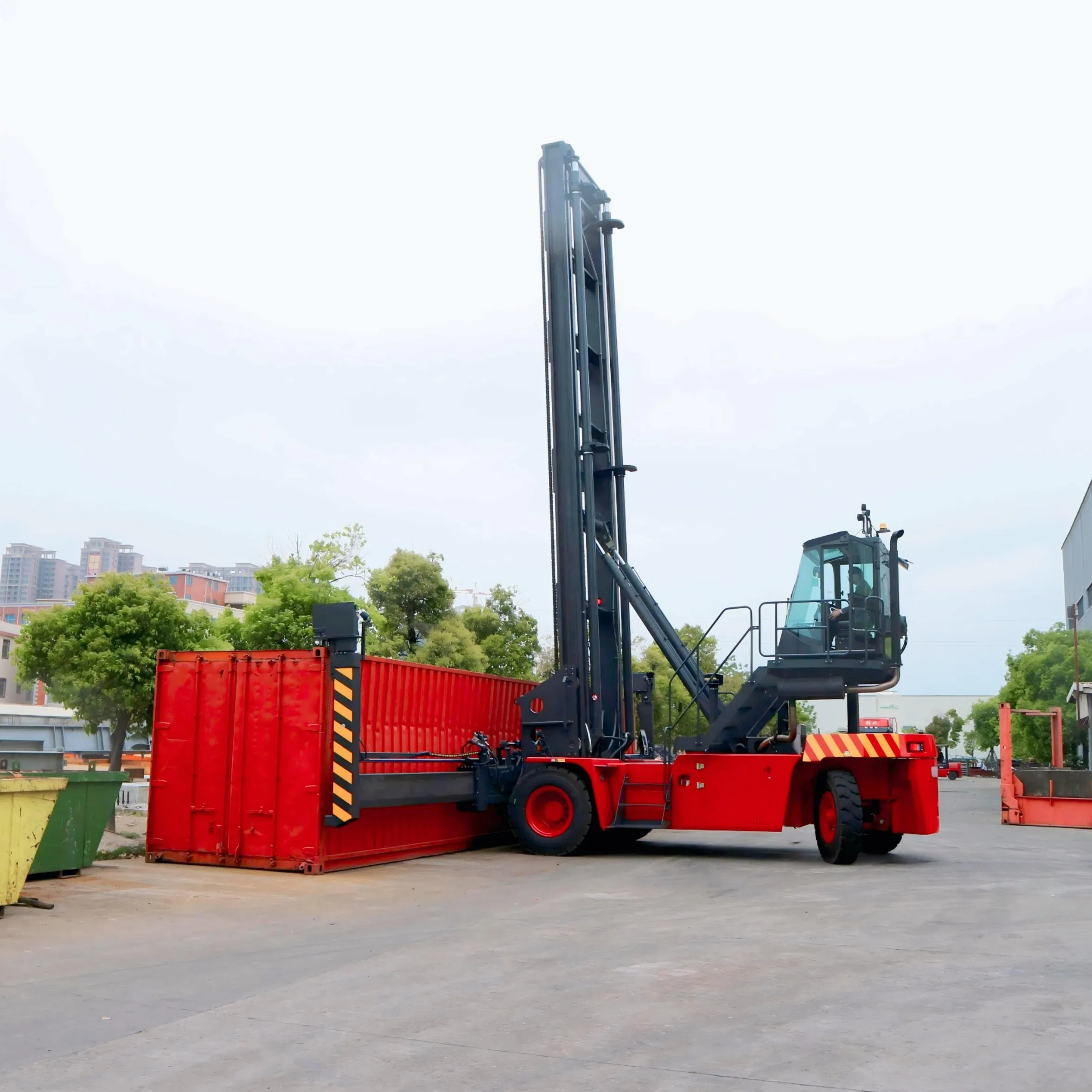 Xinghao Dg70-Dg90 Diesel Empty Container Handlers with Imported Axle