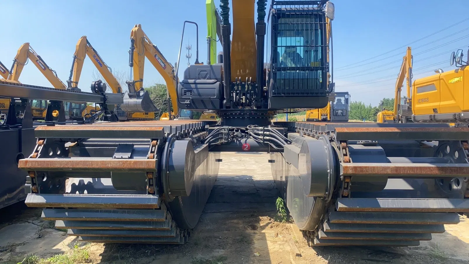 River Xe215sll Pontoon Amphibious Excavator with 15 Mtrs Long Reach Front