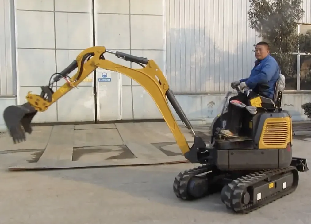 AL08 Mini Excavator Front View