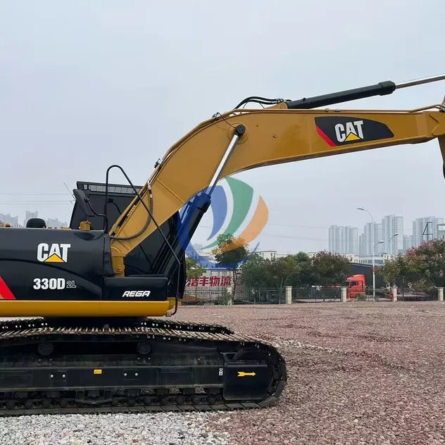 CAT 330D Front View