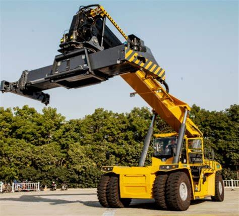 Xch907K 9 Ton Empty Container Handler for Port and Terminal Operations