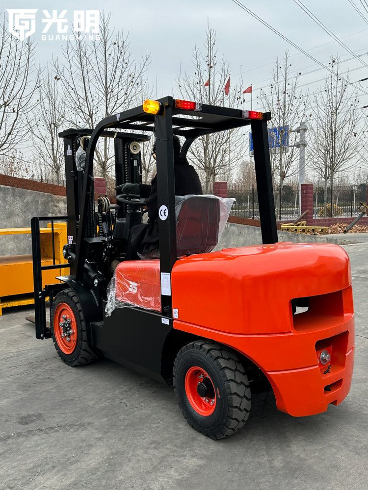 3000~5000mm New Gmforklift Container 3763/2693X1225X2090 China Sideloader Forklift Fork Lift