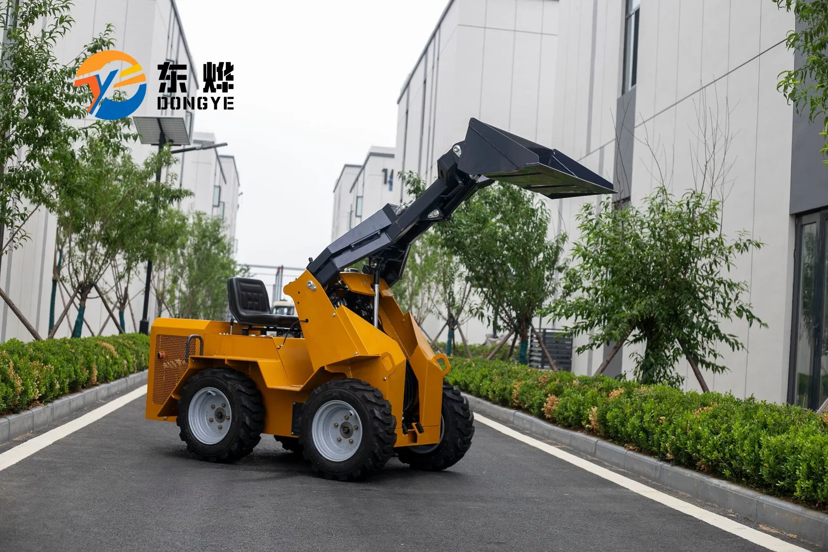 Multi Functional Track Sliding Loader for Garden Renovation Operation Equipment