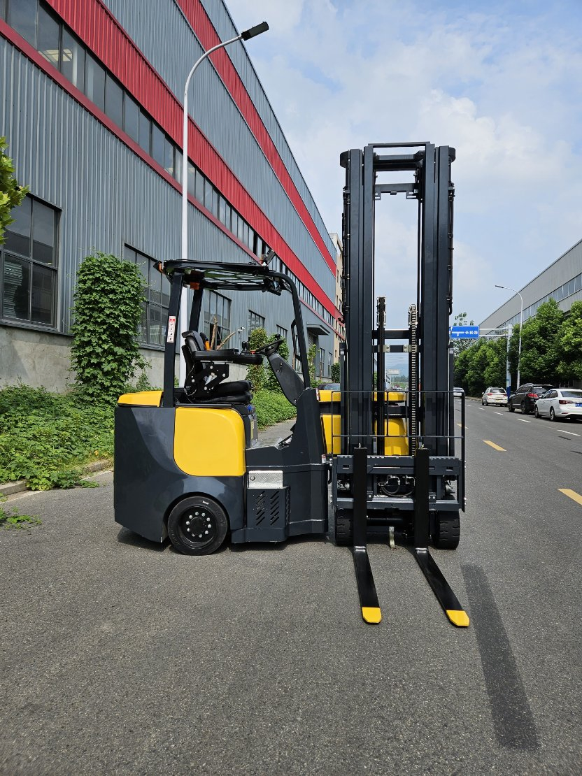 Innovation 6000mm Lifting High Very Narrow Aisle Vna Electric Forklift Truck with Lithium Battery
