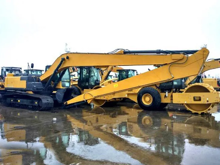 XE215DLL Long Reach Excavator