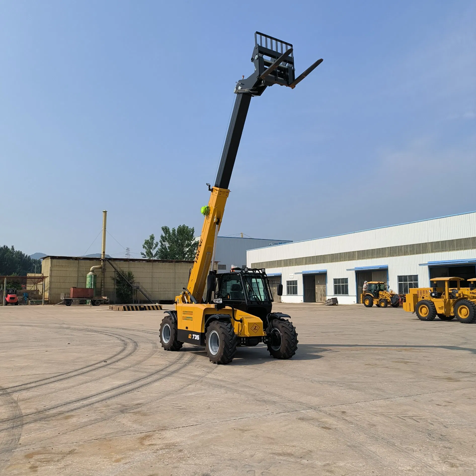 Multifunctional Wheel Loader 4X4 Type Telescopic Forklift 3.5 Ton Telescopic Telehandler