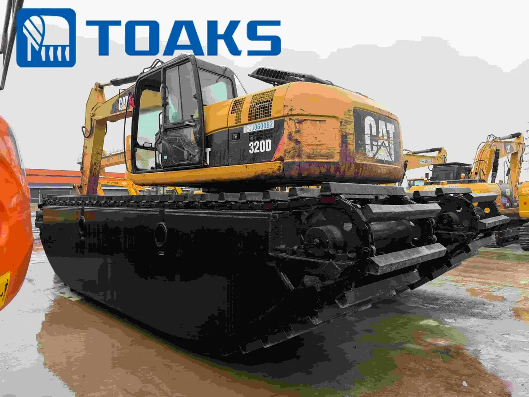 CAT 320D Photo 1